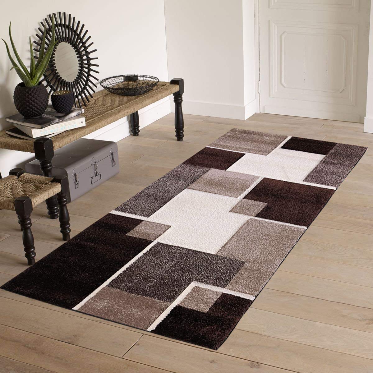 Renzo Collection Center Stage Design Area Rug Brown - 5x7